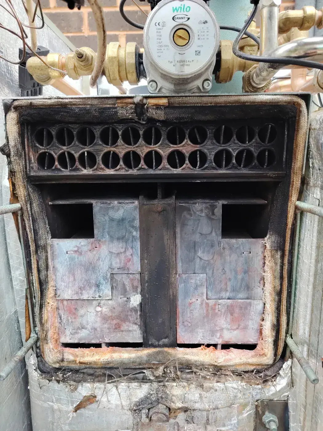 Grant oil boiler service in Exeter