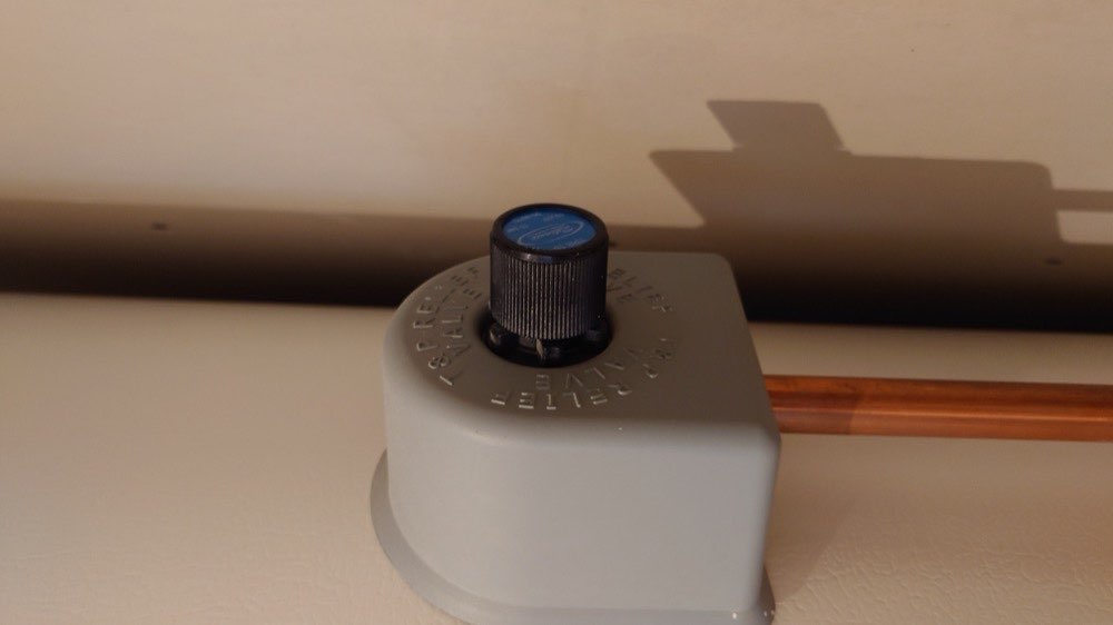 Temperature and pressure relief valve on Heatrae Sadia unvented cylinder
